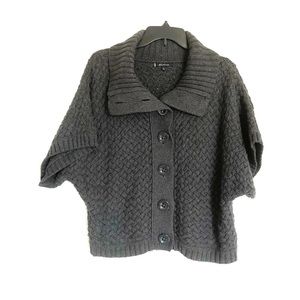 Short sleeved Anne Klein sweater